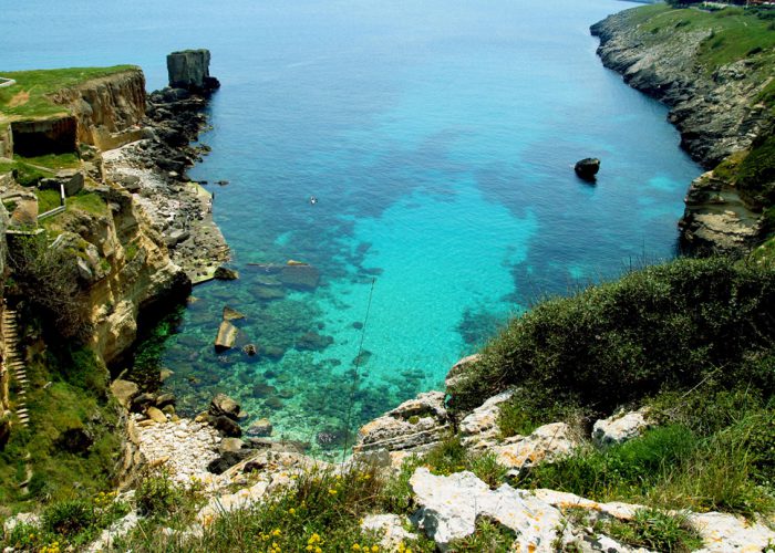 Escursioni in Barca alle Grotte Sulfuree di Santa Cesaria Terme